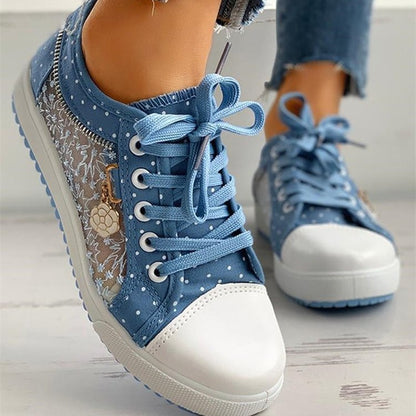 Large mesh student sports board shoes with hollowed out casual flat bottom lace up canvas shoes for women